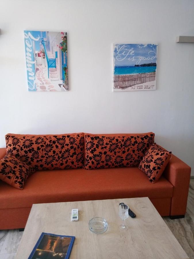 Atlas Apartment With Private Beach And Seaview Loutráki Dış mekan fotoğraf