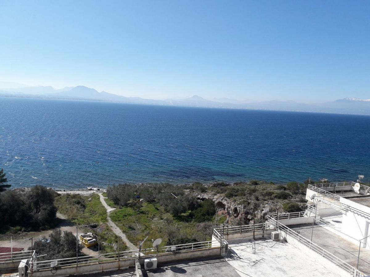 Atlas Apartment With Private Beach And Seaview Loutráki Dış mekan fotoğraf